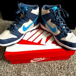 Nike Dunk High Size 7Y/Women’s 8/Men’s 7